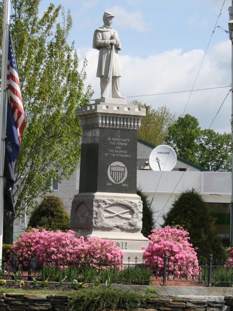 photo of Civil War Monument in Gray Maine
